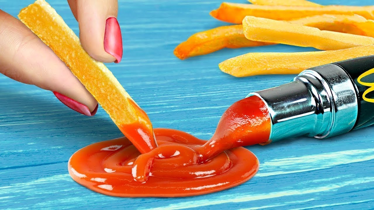12 PEGADINHAS ENGRAÇADAS! GUERRAS DE BRINCADEIRAS! piada la reina