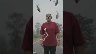सब अपनी जान बचाओ! 😱 Fish Rain!🐟 Sky Fish😭 Fish Magic! #shorts