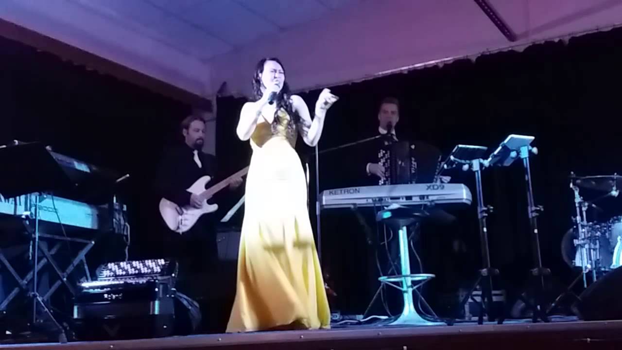 Saija, Aki & Avec  Kotikalliolla