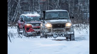 УАЗ Патриот против Toyota Fortuner в снежном баттле на внедорожных шинах