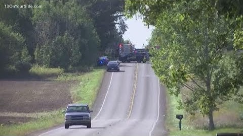 3 people dead, 1 injured in car and Amish buggy crash