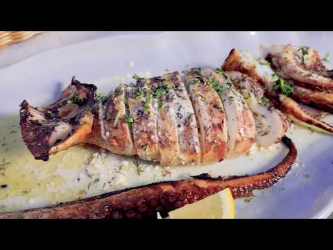 Video: Calamar Umplut Cu Pui Cu Ciuperci și Brânză