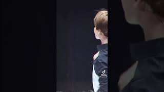 CHANBAEK DON'T GO