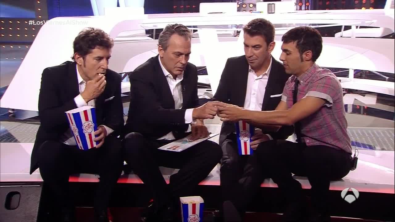 El Mago Pop embruja a José Coronado con su 'magia íntima'