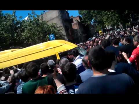 ქვების სროლა ლგბტ აქციაზე--EPN.GE