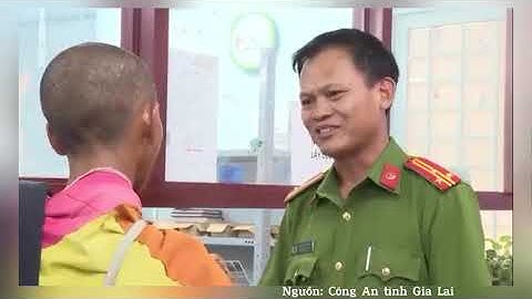 Sư Thích Minh Tuệ vui vẻ đi nhận Căn cước công dân tại tỉnh Gia Lai