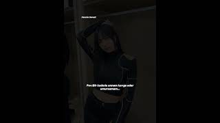 Bir Kadınla Annem Kavga Eder...