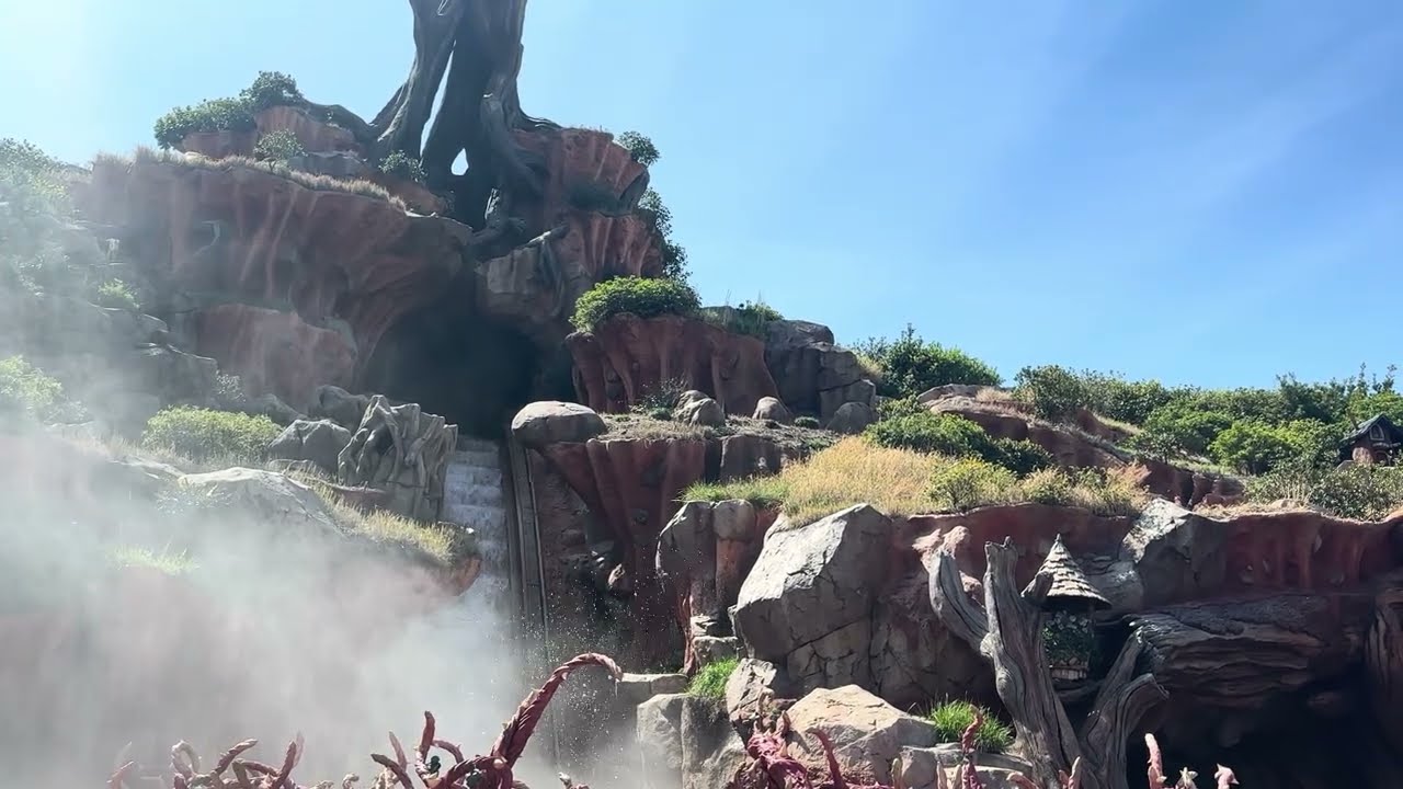 東京ディズニーランド スプラッシュ・マウンテン（26.4.6） - YouTube