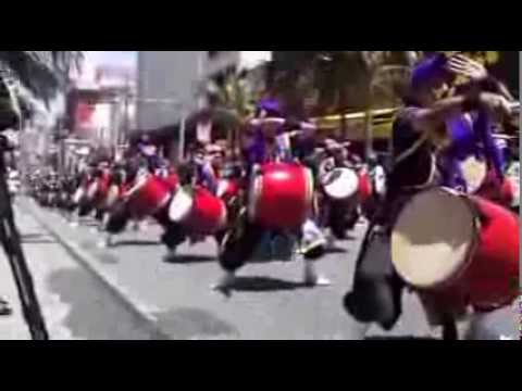 2013夏祭りin那覇　　　　1万人のエイサー踊り隊　RHK和太鼓　ミルクムナリ 1