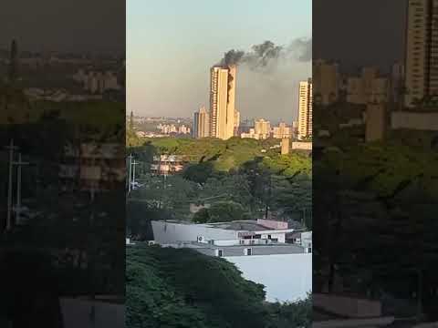 INCÊNDIO EM EDIFÍCIO NO CENTRO DE MARINGÁ