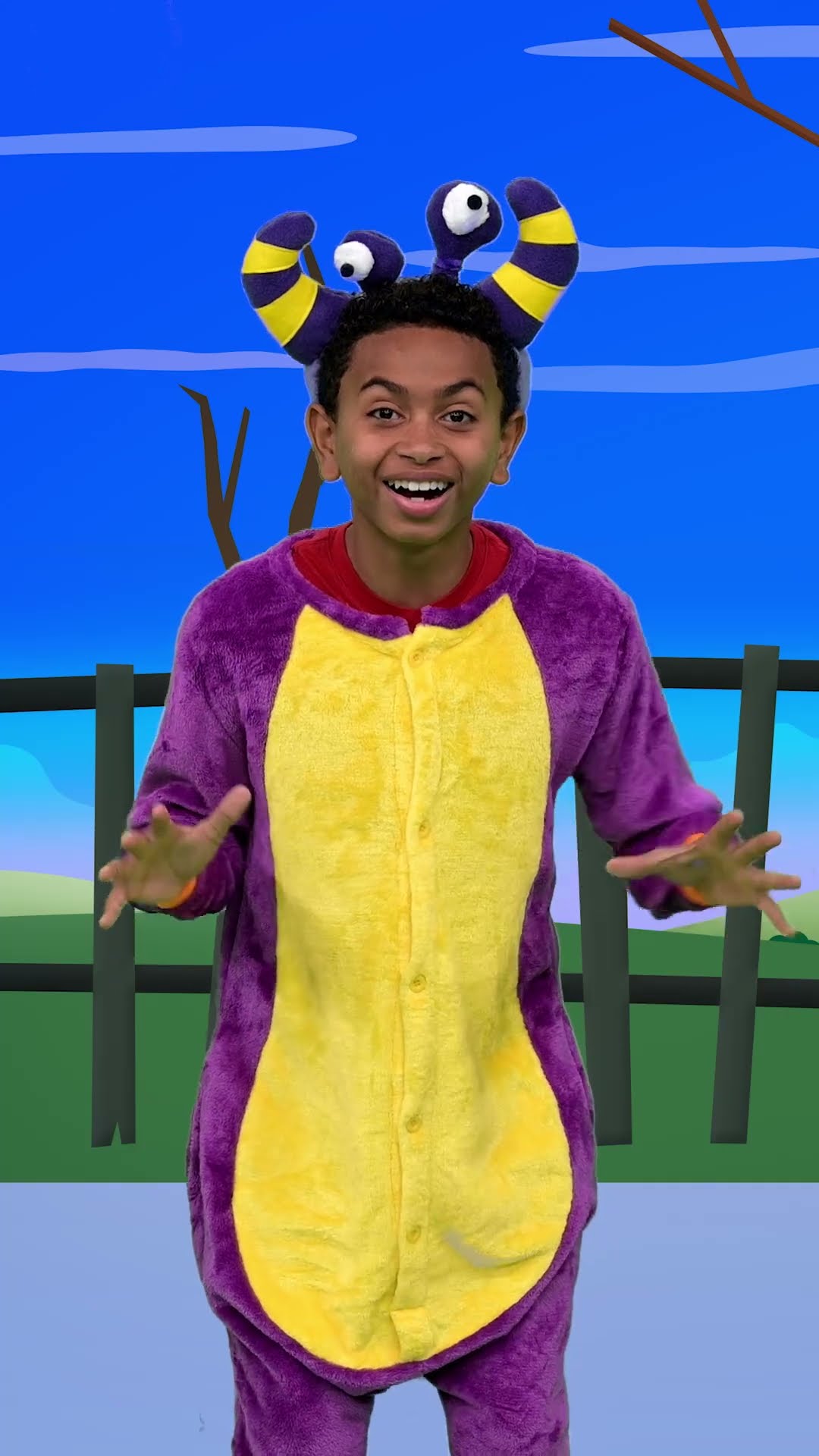 A Ghost and a Monster Get Ready for Halloween | Mother Goose Club Playhouse Songs \u0026 Nursery Rhymes