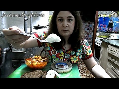МУКБАНГ*ВКУСНЮЩИЙ БОРЩ СО СМЕТАНОЙ И СЕЛЕДКА*ВСЕ НОРМ*MUKBANG* 먹방 *BORSCHT