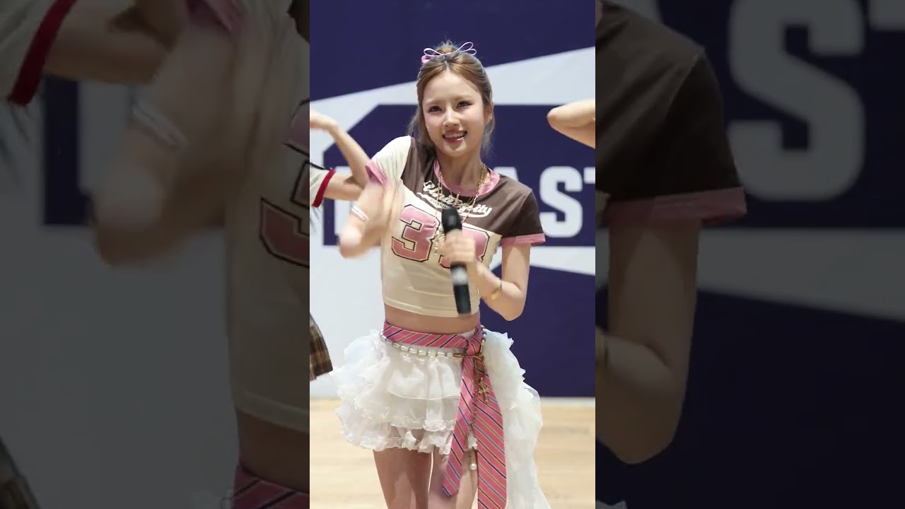 수린 SOORIN 메가스테이지 메가박스 코엑스 스퀘어광장 직캠 250920 2