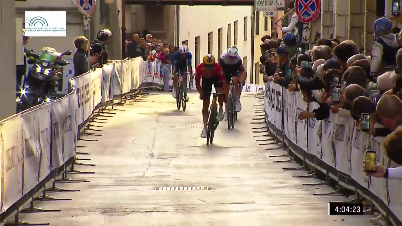 Ultimo km - Veneto Classic, vittoria del norvegese Sakarias Løland