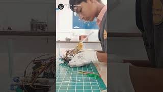 Beginner robotics project dog robot using arduino by a student#vstechhorizon #ai #robotics