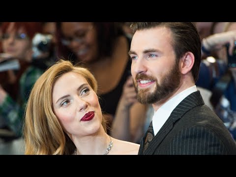 Scarlett Johansson and Chris Evans 💗💗💗♥♥♥♥