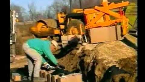 Retaining Wall Clamp from PAVE TECH