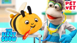 Fizzy The Pet Vet Takes Care Buzzy Bee & Learns About Honey Bees! | Fun Videos For Kids