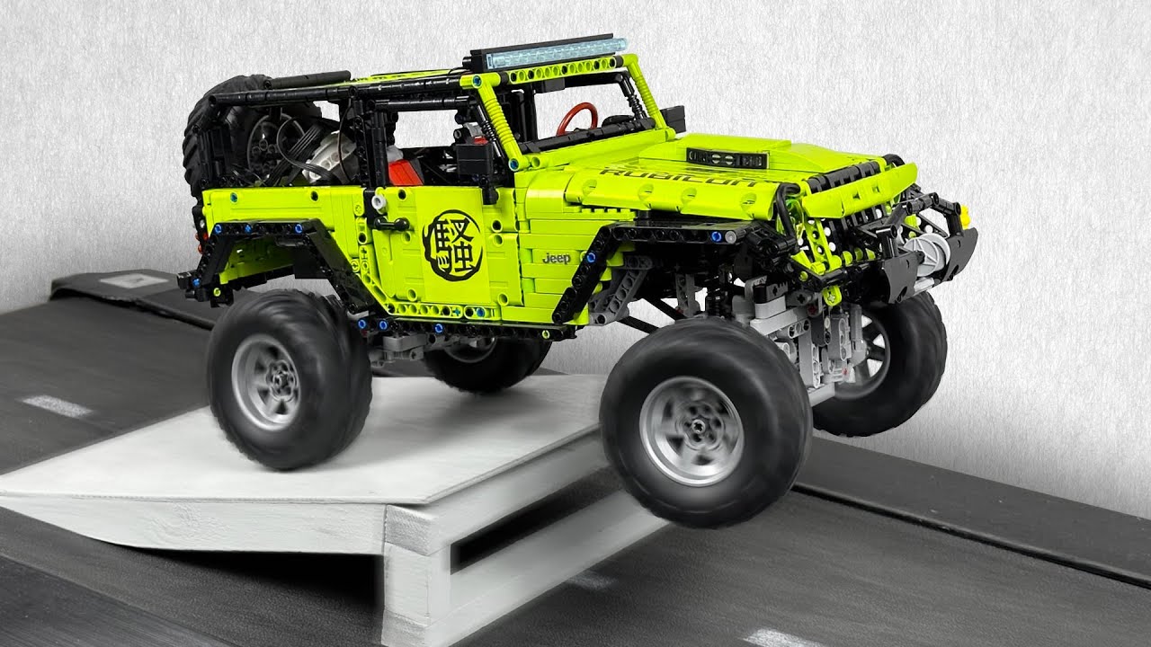 Jeep Wrangler Rubicon VS Ramps on Treadmill – Lego Technic CRASH Test 