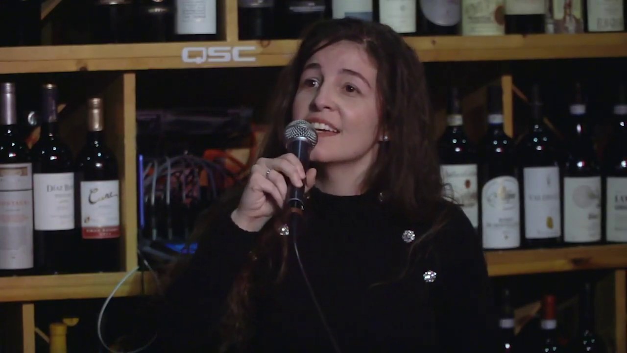 Bri - Here's to Life [Live]