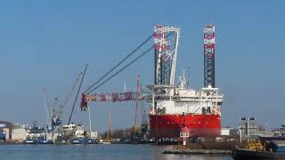 Wind Mover Windturbine-Installatieschip Bij Damen Ship Repair Amsterdam-Noord