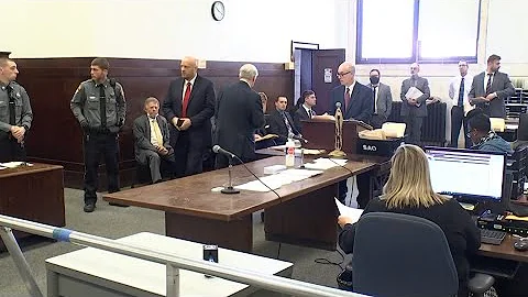 New Haven officers charged in Randy Cox case appear in court