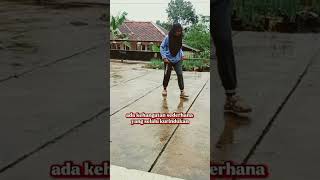 Hangatnya Kehidupan Desa di Tengah Hujan — Kisah Sederhana yang Menyentuh Hati#motivation #pedesaan