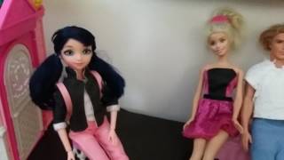 Barbi Ve Ailesi Bölüm 18 Bayram Günü Sürpriz Misafir