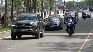 Emmanuel Macron Son Convoi Dans Paris