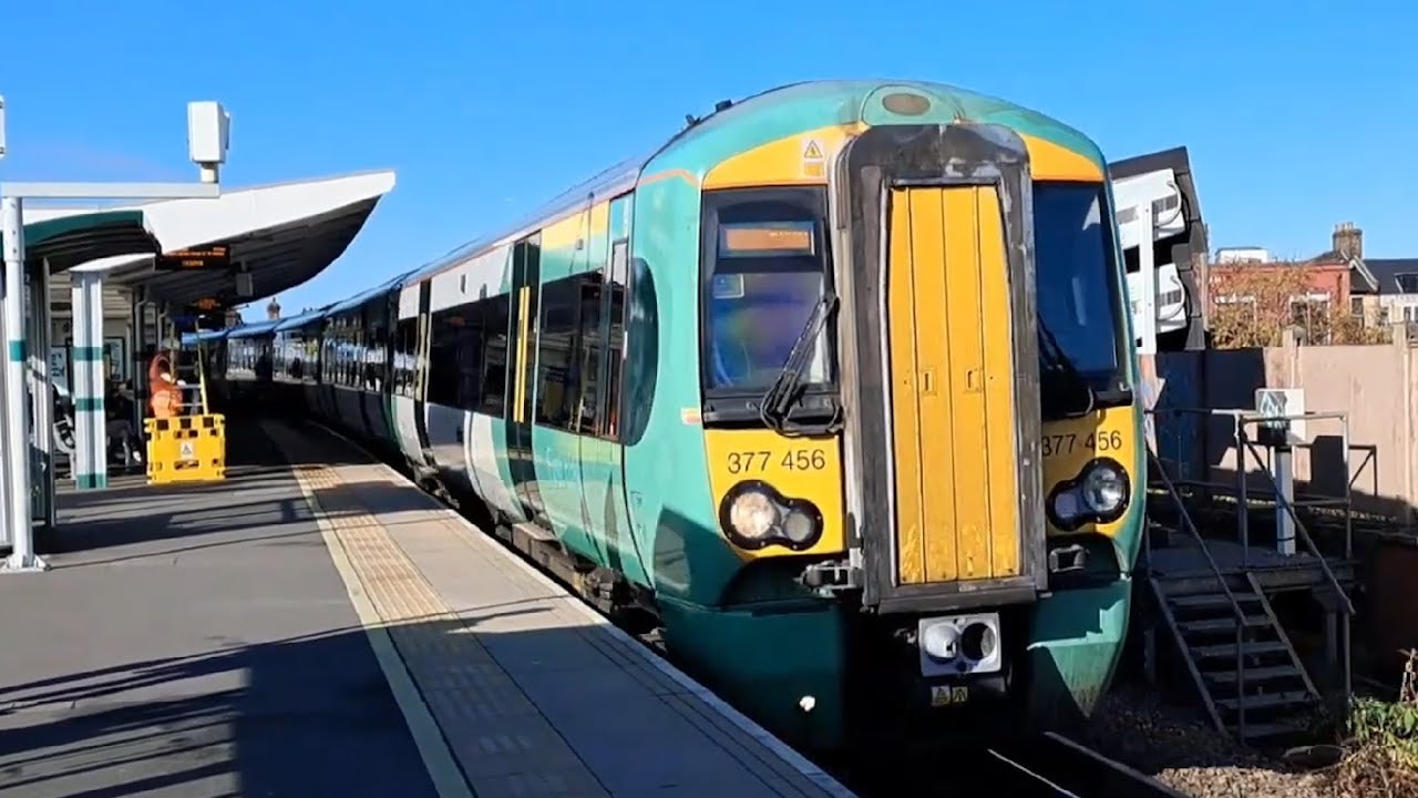 Trains at: Balham (BML) - 24/10/25