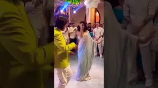 Ananya Pandey and Chunky Pandey dancing #saatsamundarpaar #ananyapandey #chunkeypandey