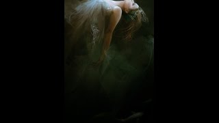 Miniatura del video "The Tear Garden - Ophelia"