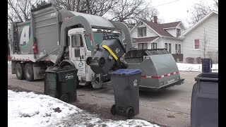 Advanced Disposal 282569 Heil Pete 520 Curotto Can Recycling Truck