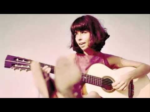 Putar Pé De Sonhos - Nara Leão