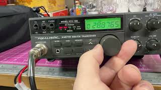 Realistic HTX-100 10-Meter SSB/CW Mobile Ham Radio Transceiver
