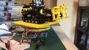 LEGO/Arduino Super Turntable