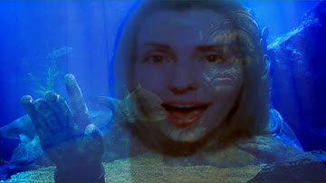 134 kirsten hacker : creating history