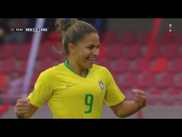 É octa! Com gol de Debinha, Brasil é campeão da Copa América