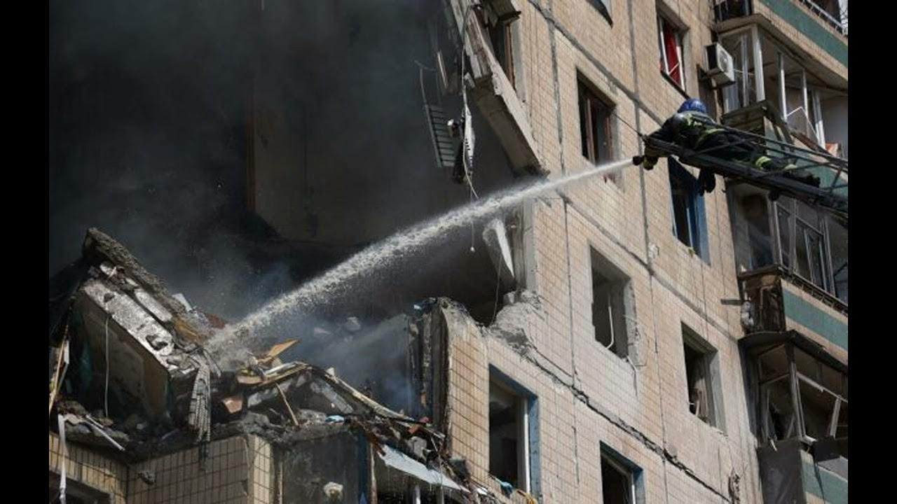 Одесса. РАКЕТНЫЙ УДАР! СНЕСЛО ТРИ ЭТАЖА! СООБЩИЛИ ПОСЛЕДСТВИЯ ПРИЛЁТА В КРИВОМ Р