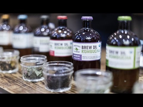 Video: Wat Is Kombucha: Een Intro Van De Oprichter Van Brew Dr