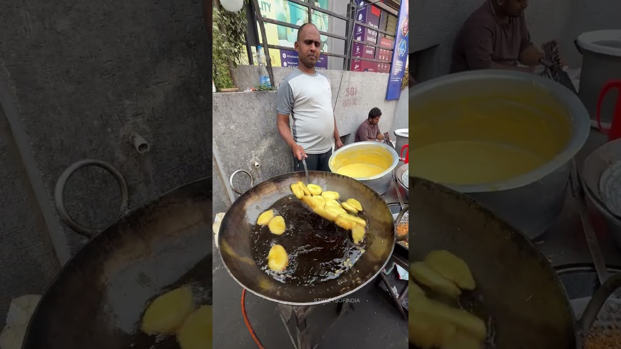 Aloo Bhajiya Making On Street 