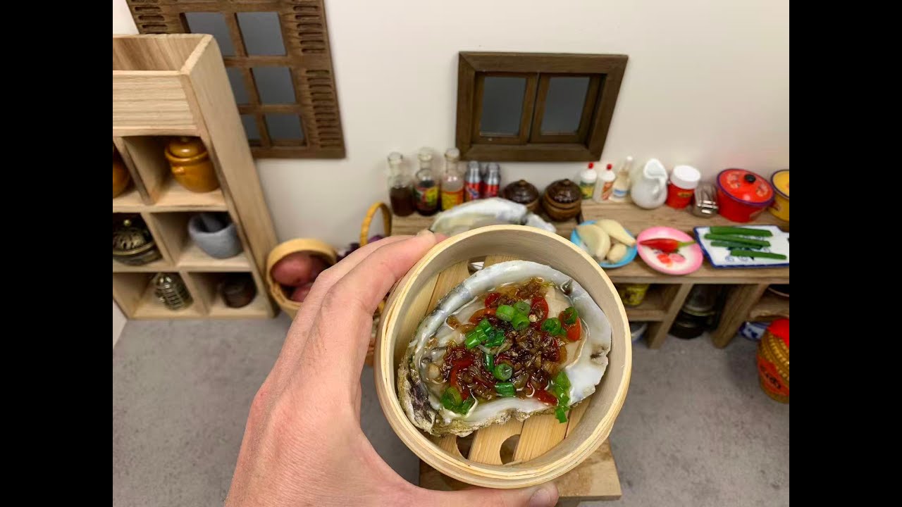 Miniature Cooking Asian Food Garlic Oysters