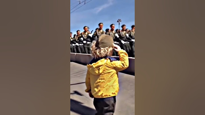 "Little Child Salutes Soldiers: A Heartwarming Moment That Inspires!"#shorts