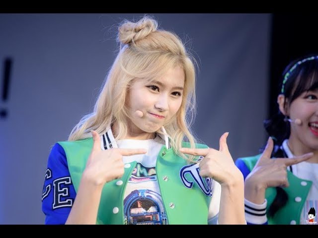 Twice 트와이스 Sana S Shy Shy Shy Compilation 샤샤샤 Youtube