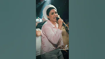 عاملين زي حاريم حتتنه حنان احمد مهرجانت ليك وشتراك عايز اوصل 1k 