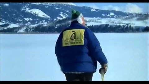 Paulie falling over in Russia