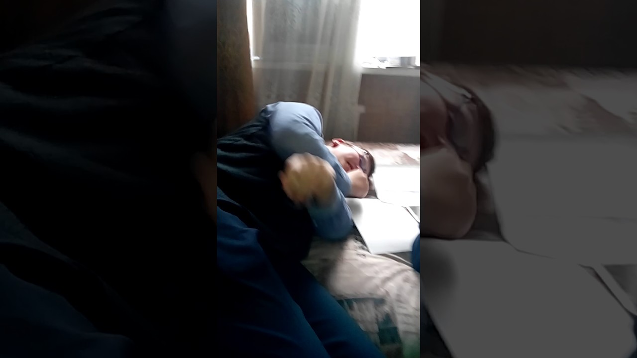 Вася - интернет эксплорер. На видео сидел - а после прорвало