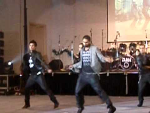 Conecte-R canta la gala de excelenta a romilor