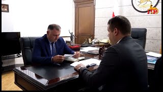Президент Алан Гаглоев провёл встречу с министром образования и науки Асланом Лолаевым.