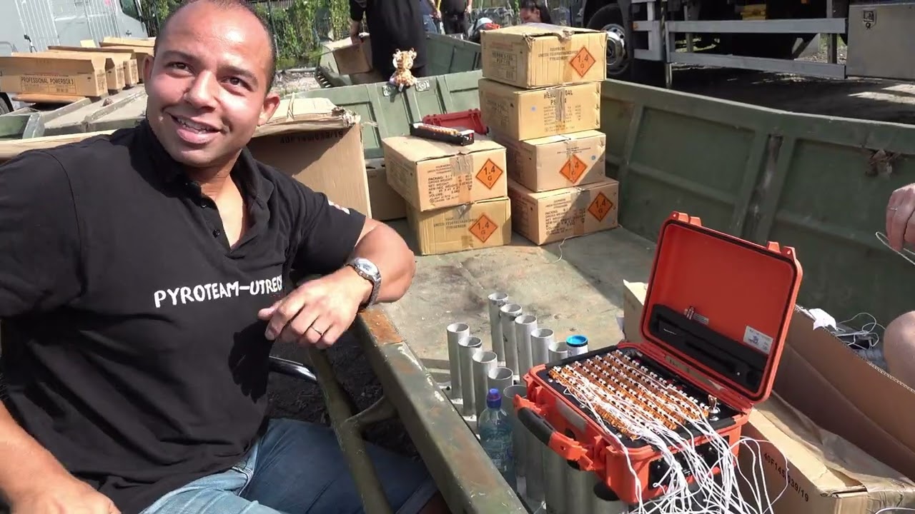 VUURWERK LEREN OPBOUWEN EN EEN DIKKE SHOW!(4K) HERON FIREWORKS